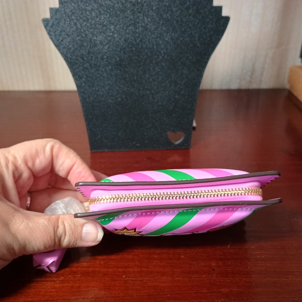 Kate Spade Sticky Situations Strawberry Gum Coin Holder. - Picture 2 of 5